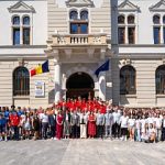 Suceava organizeaza o noua editie a Turneului Patru Regiuni pentru Europa Gheorghe Soldan Peste 170 de participanti din Romania Franta Germania si Ucraina au fost intampinati de presedintele Consiliului Judetean