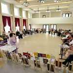 Sute de carti oferite cu ocazia Zilei Iubitorilor de Carti la Universitatea de Vara Merito Bucovina