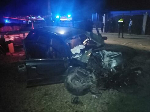 Trei raniti dupa ce un diasporean cu un jeep inmatriculat in Anglia si o diaspoarena cu un Mercedes inregistrat in Germania sau colizionat la Straja