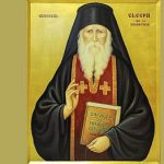 Un fragment din sfintele moaste ale Sfantului Cuvios Cleopa de la Sihastria Neamtului va fi oferit Manastirii Vadu Negrilesei din Stulpicani