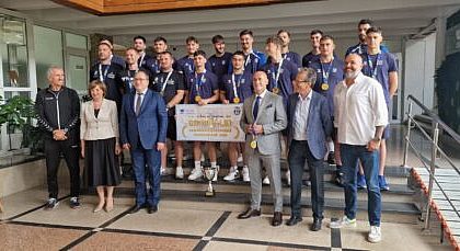 cezar ioja la premierea handbalistilor de la csu suceava in 2026 consiliul judetean a alocat aproape 55 milioane de lei pentru activitatile sportive finantate prin legea 3502005 o suma record de aproape 11 ori mai mare decat in 2024 foto