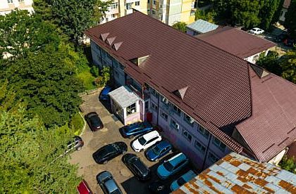 inca o cladire publica din suceava detinuta de consiliul judetean va fi modernizata cu fonduri europene nerambursabile sholdan contractul pentru lucrari este de aproximativ 447 milioane de lei iar termenul de executie este de 18 luni