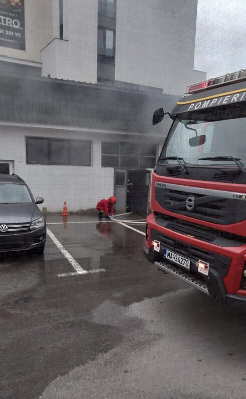 incendiu intr o camera tehnica a spitalului orasenes gura humorului izbucnit de la o candela lasata nesupravegheata