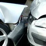 Accident la Liteni: două mașini s-au ciocnit din cauza neacordării de prioritate