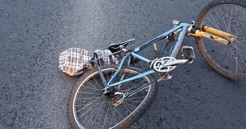 Bărbat beat, căzut cu bicicleta lângă o școală din Zvoriștea