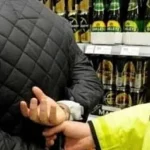 Bărbat cu probleme psihice, dus la Psihiatrie după scandal și furt într-un magazin