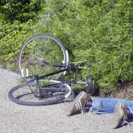 Bicicliști beți cu fețele sparte: un club select, mai ales duminica