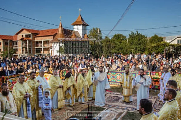 Biserica Mănăstirii Băișești din ținutul Fălticenilor a fost sfințită