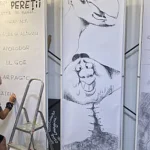 Cu cărțile pe toți pereții – expoziția De Basm care reinventează poveștile clasice