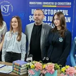 Eleve de 10 la Bac, premiate cu câte 5.000 de lei de IȘJ Suceava