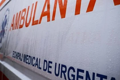 Fată de 16 ani, lovită de mașină în Suceava, amendată de polițiști