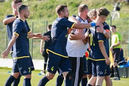 Fotbal – Liga a IV-a: CS Vicovu de Sus, victorie clară în derbiul cu Viitorul Fălticeni