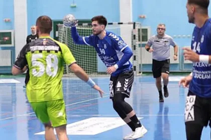 Handbal masculin: CSU Suceava obține a treia victorie la rând în debutul campionatului