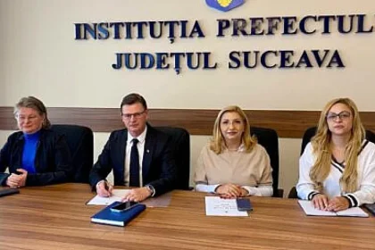 Măsuri pentru elevii romi și prevenirea absenteismului, analizate de Grupul Mixt