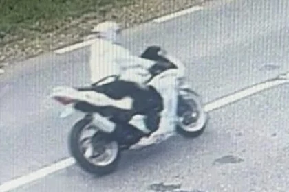 Motociclist de 18 ani, cu 131 km/h la Adâncata: pieton 180 de zile și amenzi de 4.000 lei