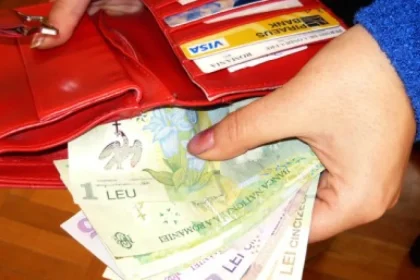 Portofel furat la o farmacie din Câmpulung Moldovenesc. Suspectul a fost identificat