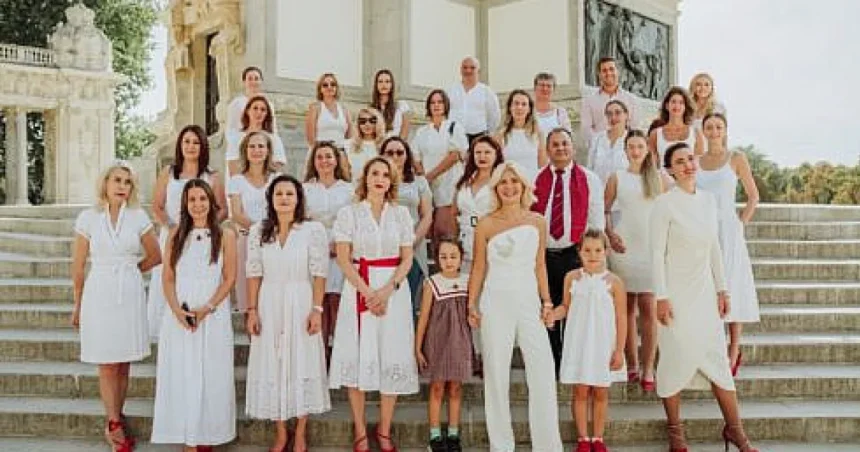 Povestea SheroTalk ajunge la Madrid: „Prima palmă am primit-o în ziua nunții”