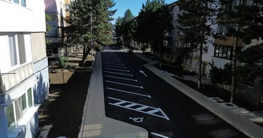 Primăria Suceava demarează abonamentele de parcare pe strada Bujorilor, Burdujeni