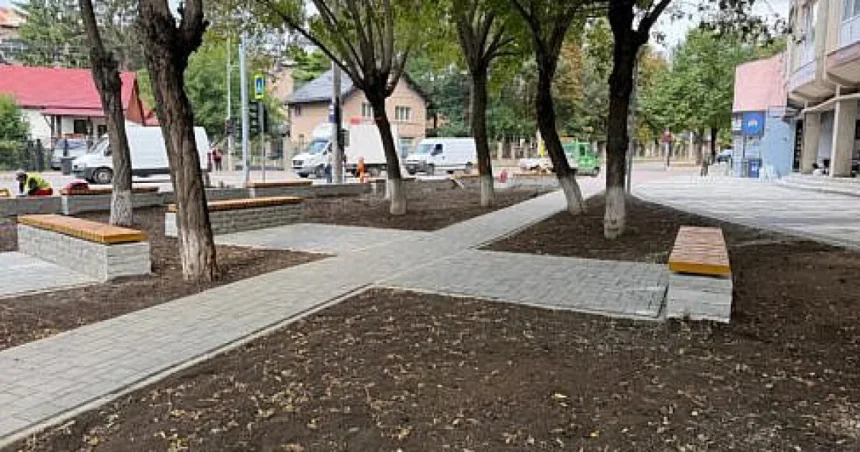 Primarul Sucevei anunță că noul scuar pietonal din Burdujeni este aproape gata