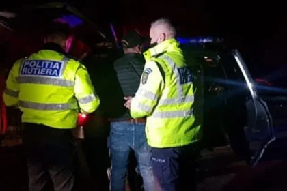Șofer beat, implicat într-un accident cu un rănit în parcarea din Cârlibaba