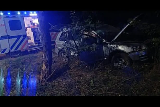 Șofer de 19 ani, beat, a provocat un accident cu patru răniți la Dolheștii Mari