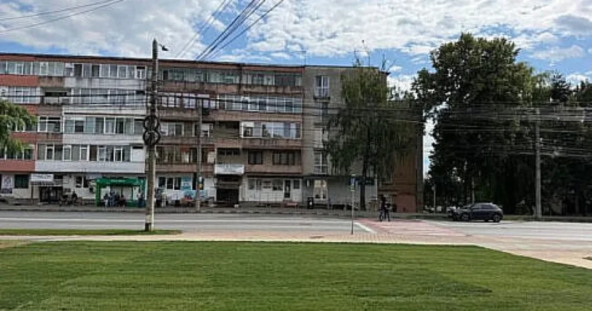 Șofer fugit după ce a accidentat un bărbat pe trecerea de pietoni din Suceava