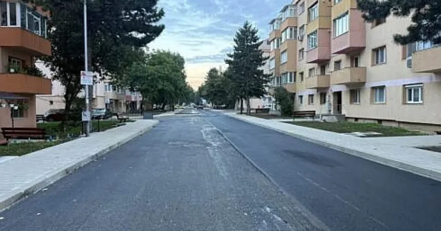 Strada Tineretului din Burdujeni, asfaltată. Rîmbu și Cușnir au verificat lucrarea