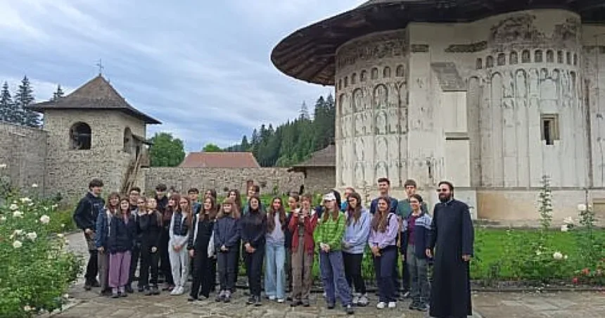 Tabăra Tinerilor Voluntari ATOS ajunge la a cincea ediție