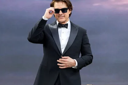 Tom Cruise nu citește scenarii; cine decide pentru el înainte să accepte un rol