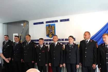 Trei ofițeri și cinci subofițeri ISU Suceava, înaintați în grad de Ziua Pompierilor