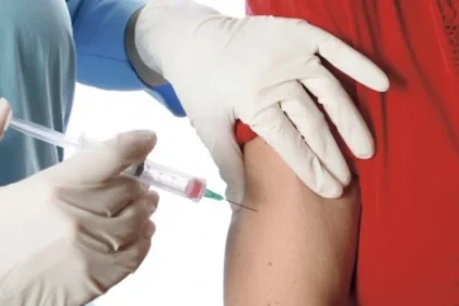 Vaccinarea antigripală 2026/2027: opțiuni adaptate vârstei, disponibile în România