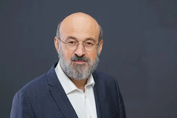 Vlăescu critică eșecul PSD-PNL în educație după testele PISA 2025