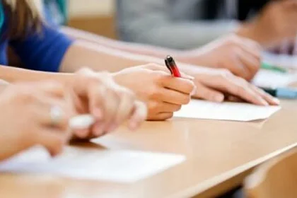 134 din 200 de candidați la director au note între 9 și 10