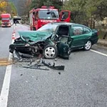 Accident la Iacobeni: patru persoane încarcerate