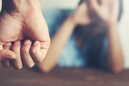 Bărbat din Frumosu, condamnat la 3 ani și 6 luni de închisoare pentru violență în familie