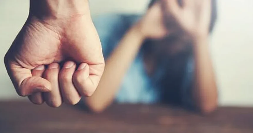Bărbat din Frumosu, condamnat la 3 ani și 6 luni de închisoare pentru violență în familie