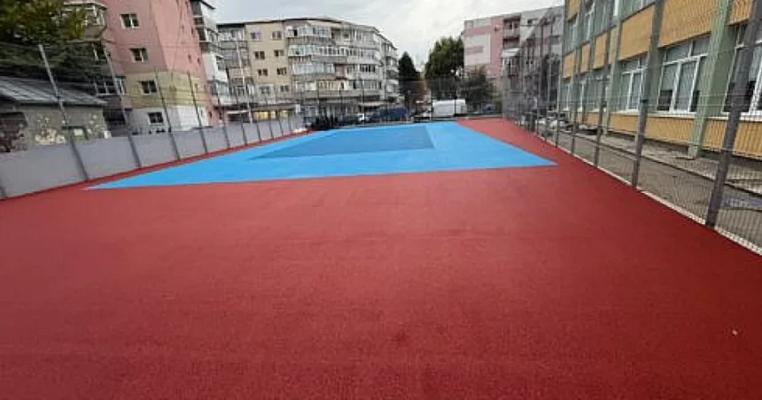 Baza sportivă de la Colegiul „Mihai Eminescu” Suceava prinde viață