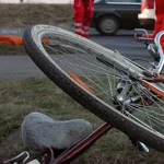 Biciclist rănit într-un accident rutier la Cornu Luncii