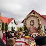 Bucuria întâlnirii cu Sfântul Ioan cel Nou, în a doua zi a procesiunii prin eparhie