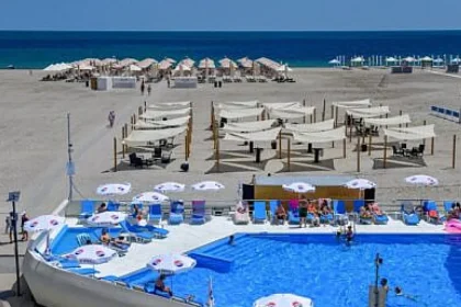 Cine aduce banii pe litoral? Ce arată 60.000 de rezervări despre turiști și bugete