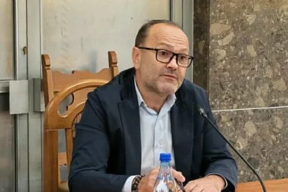Consilierii AUR Suceava votează reducerea abonamentului de parcare la 100 de lei