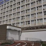 Copil de 4 ani din Liteni, ars pe plită, tratat acasă două săptămâni