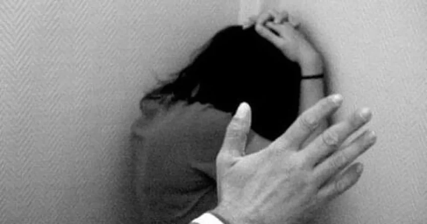 Doi suceveni condamnați pentru violență, prinși de mascați și duși la Botoșani