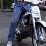 Dosar penal pentru tânăr din Vama care a condus fără permis o motocicletă neînmatriculată