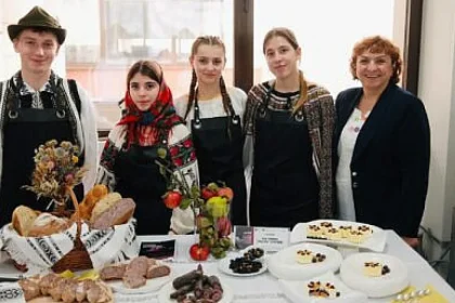 Echipa Liceului „Vasile Deac”, locul I la concursul de artă gastronomică