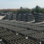 Fabrică ilegală de bolțari din Suceava, închisă de Garda de Mediu. Amendă de 30.000 de lei