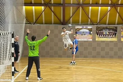 Handbal masculin: CSU Suceava s-a calificat lejer în faza următoare a Cupei României