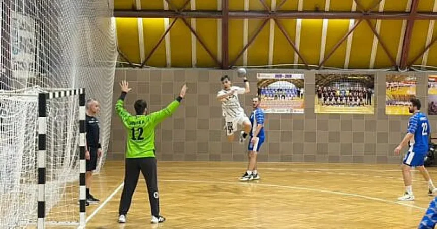 Handbal masculin: CSU Suceava s-a calificat lejer în faza următoare a Cupei României