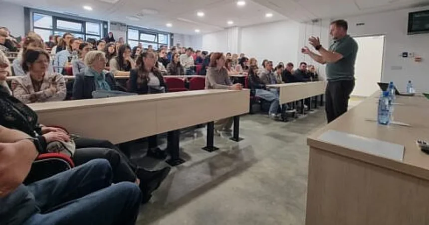 Peste 185 de participanți la activitățile DIZAB-USV pentru incluziune educațională