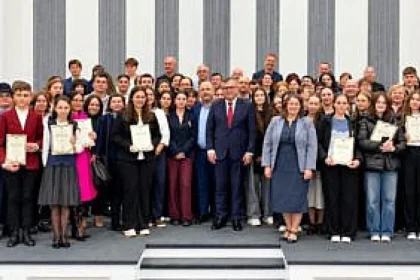 Premierea olimpicilor din Suceava: „Prin muncă și dăruire, aduceți mândrie județului”